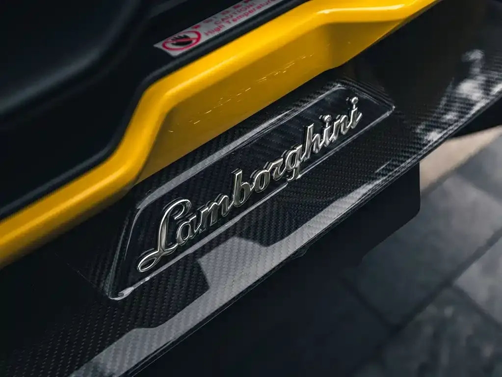 Lamborghini Revuelto 2026 из CN, фото 2