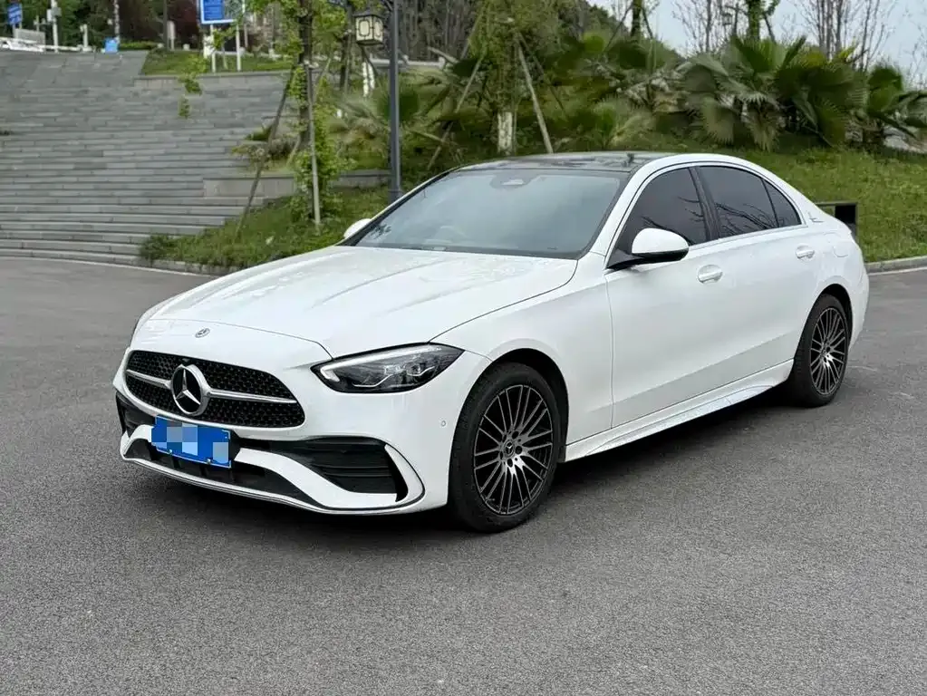 Mercedes-Benz C-Class — фото 1