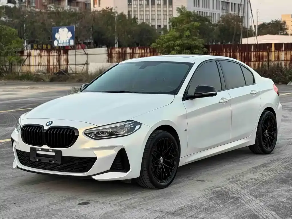 BMW 1 Series 2021 из CN, фото 9
