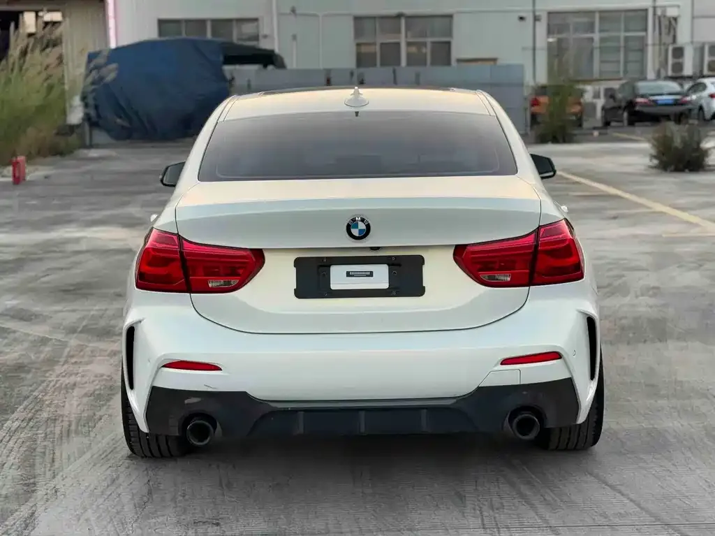 BMW 1 Series 2021 из CN, фото 7