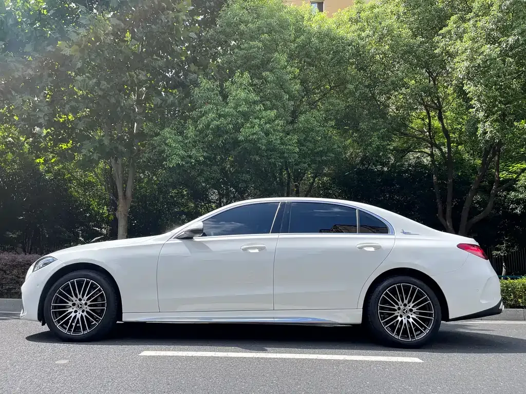 Mercedes-Benz C-Class — фото 10