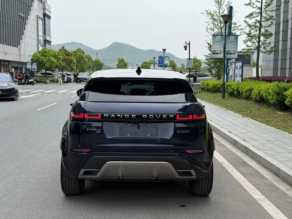 Land Rover Evoque — фото 2