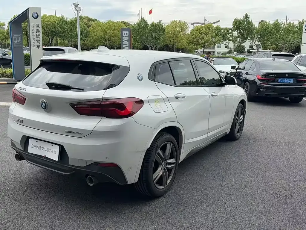 BMW X2 — фото 10