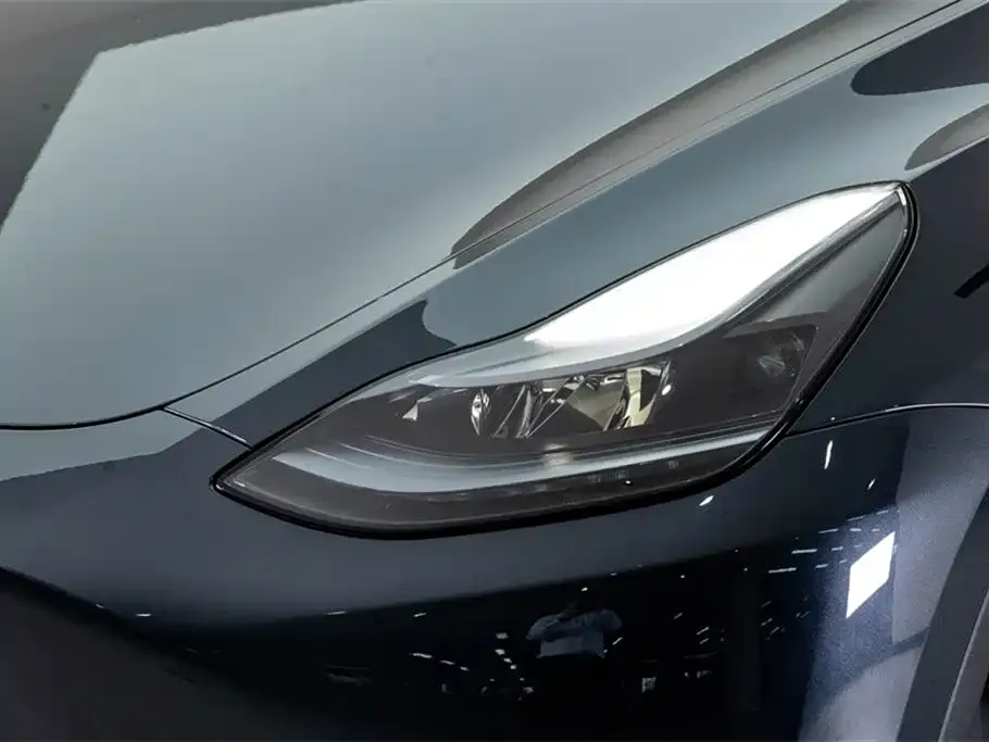 Tesla Model Y 2024 из CN, фото 2