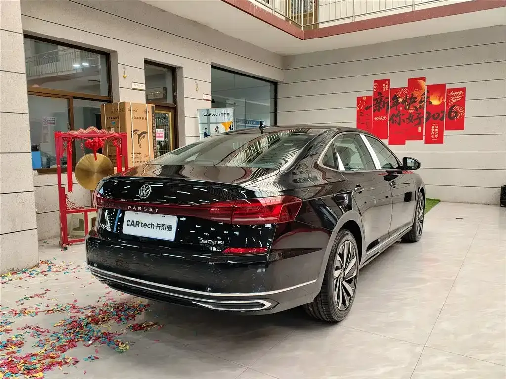 Volkswagen Passat — фото 3