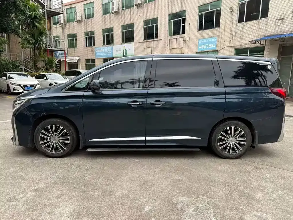 GAC Motor Trumpchi M8 — фото 9