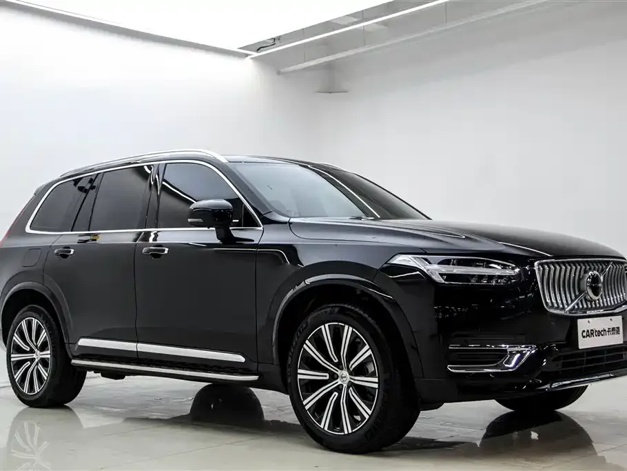 Volvo XC90 — фото 7