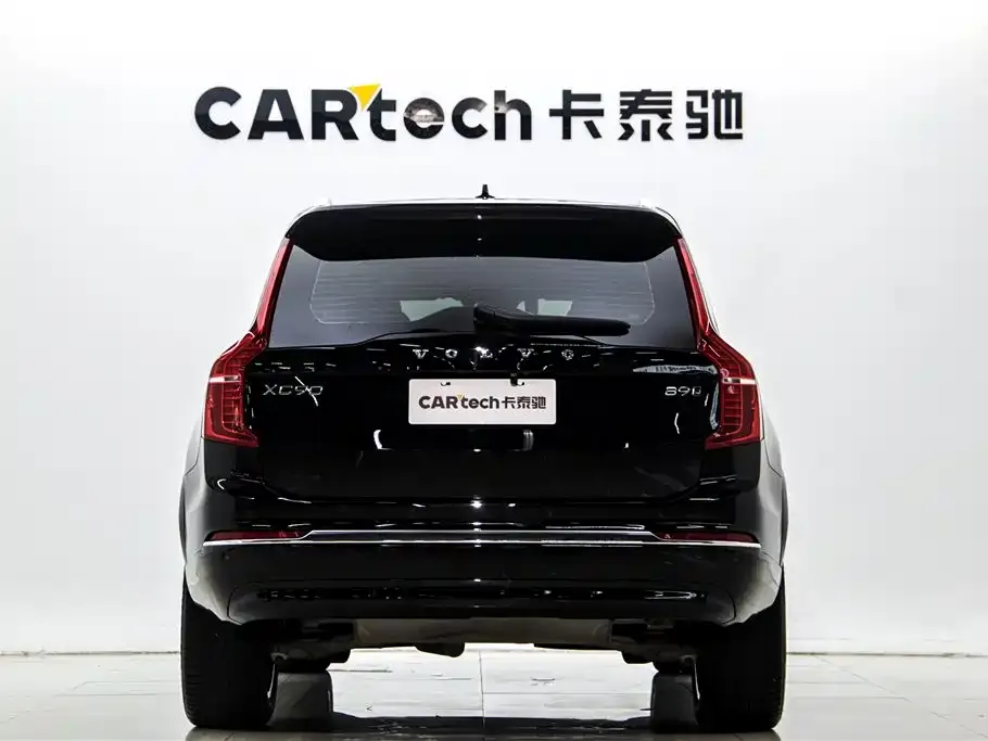 Volvo XC90 — фото 4