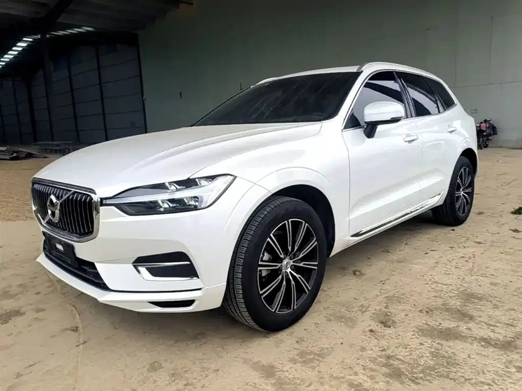 Volvo XC60 2021 из CN, фото 9
