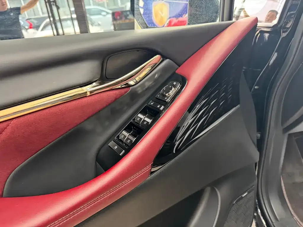 GAC Motor Trumpchi E9 — фото 3