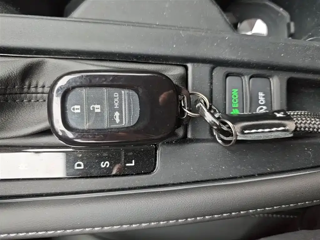 Honda Accord — фото 3