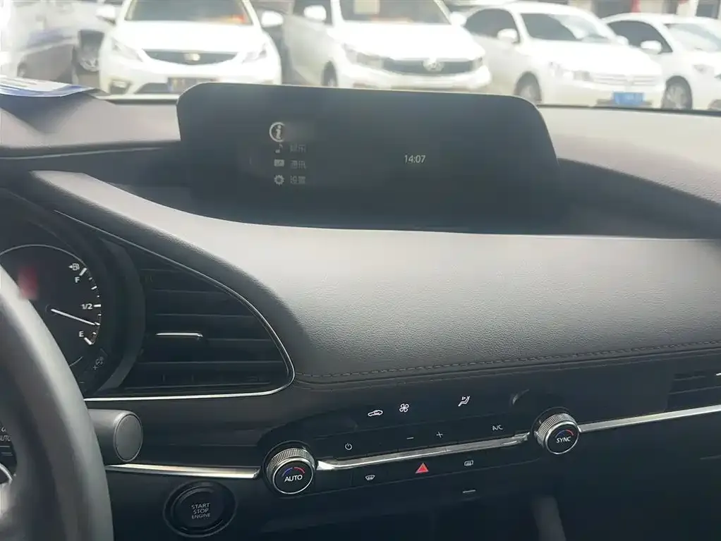 Mazda 3 Axela 2024 из CN, фото 6
