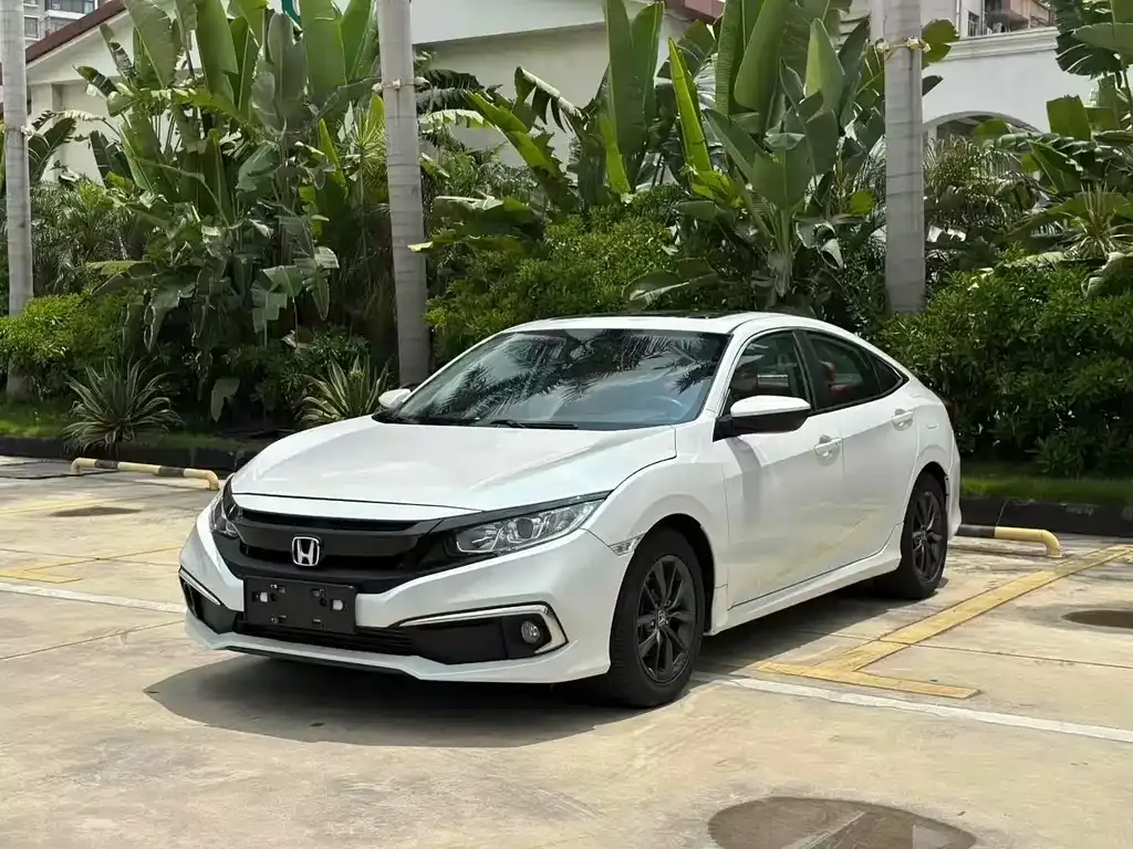 Honda Civic — фото 1
