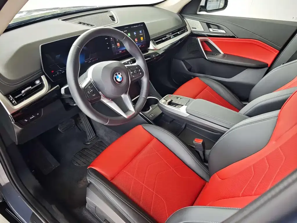 BMW X1 — фото 10