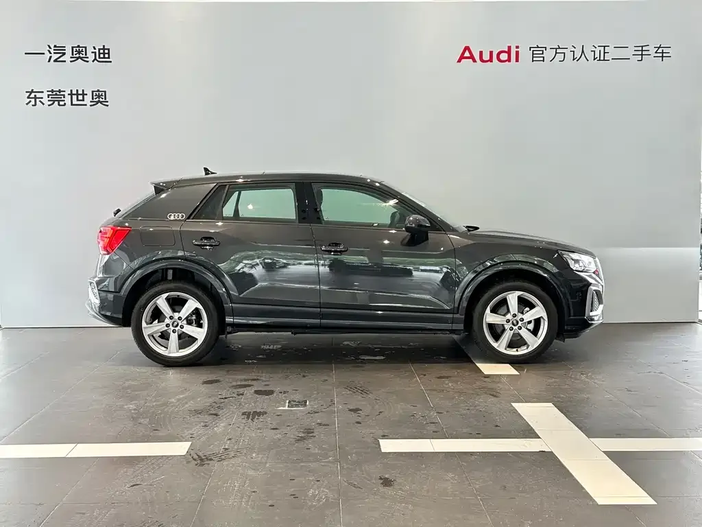Audi Q2L 2023 из CN, фото 8