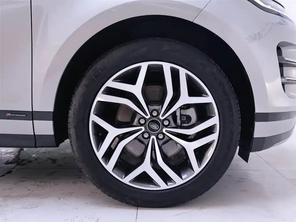 Land Rover Evoque — фото 5