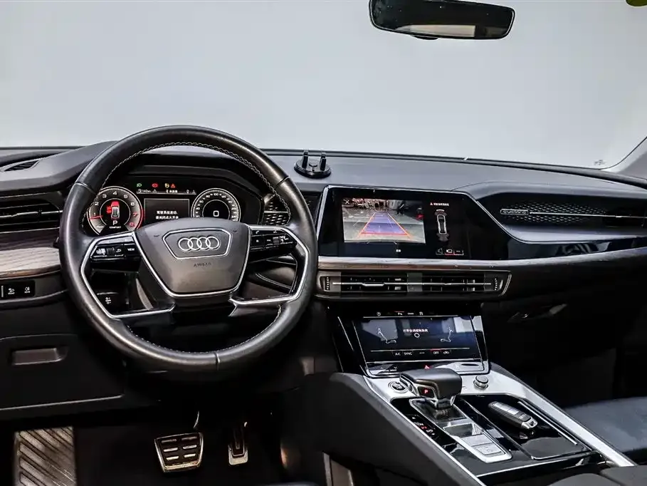 Audi Q6 2024 из CN, фото 10