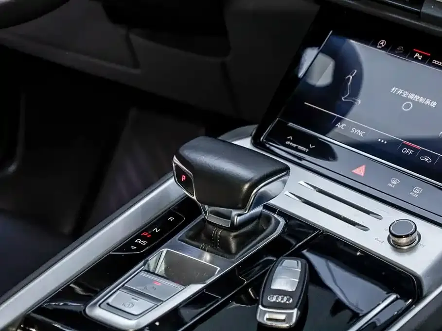 Audi Q6 2024 из CN, фото 4