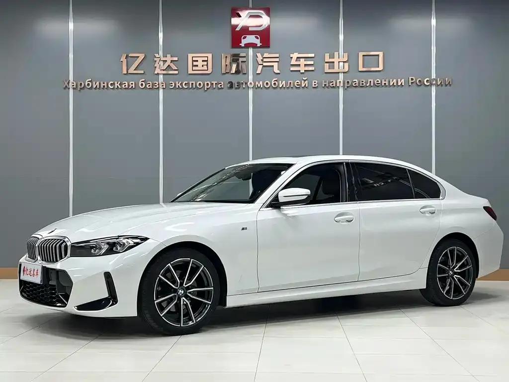 BMW 3 Series — фото 1