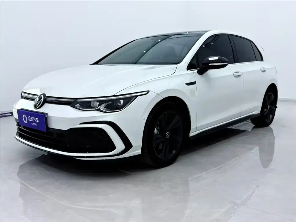 Volkswagen Golf — фото 1