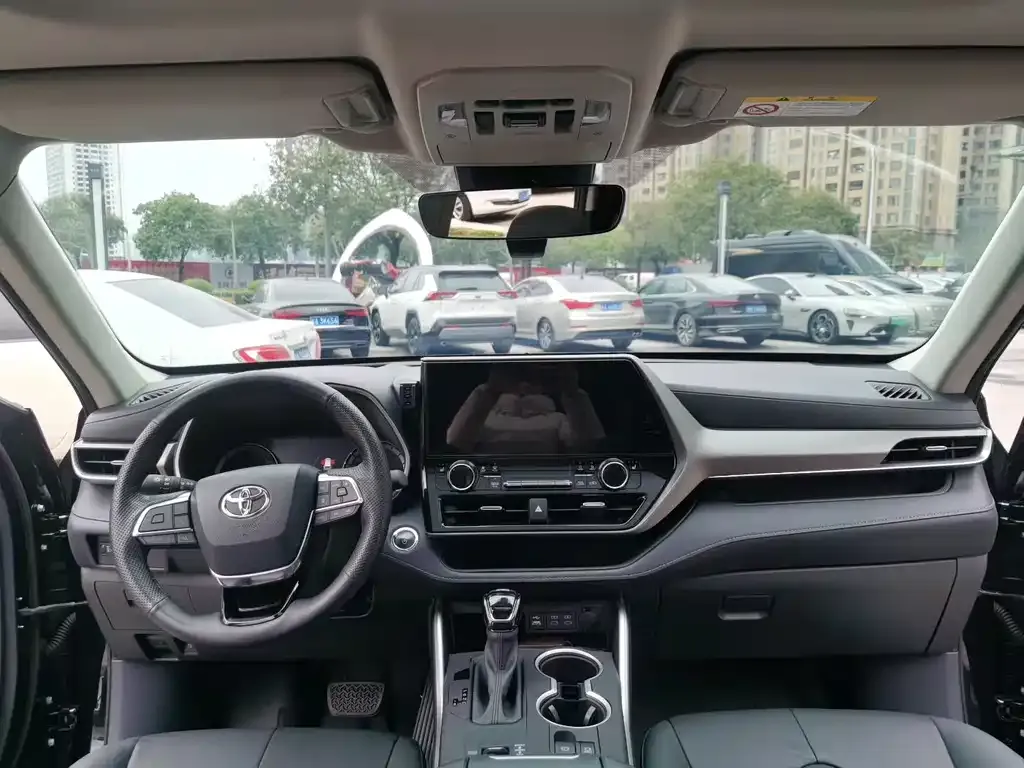 Toyota Highlander 2024 из CN, фото 4