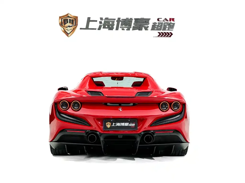 Ferrari F8 — фото 6