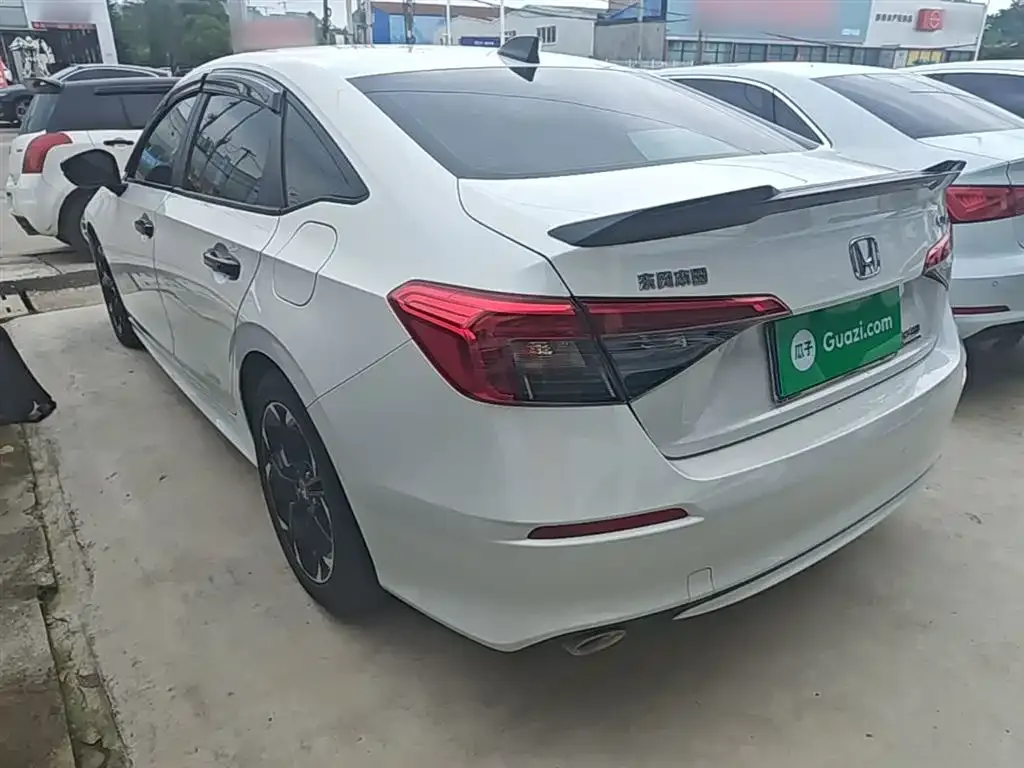 Honda Civic — фото 10