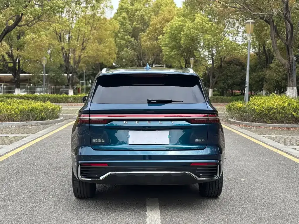 Geely Xingyue L — фото 6