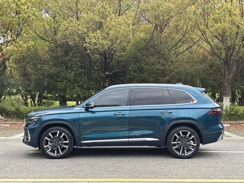 Geely Xingyue L — фото 10