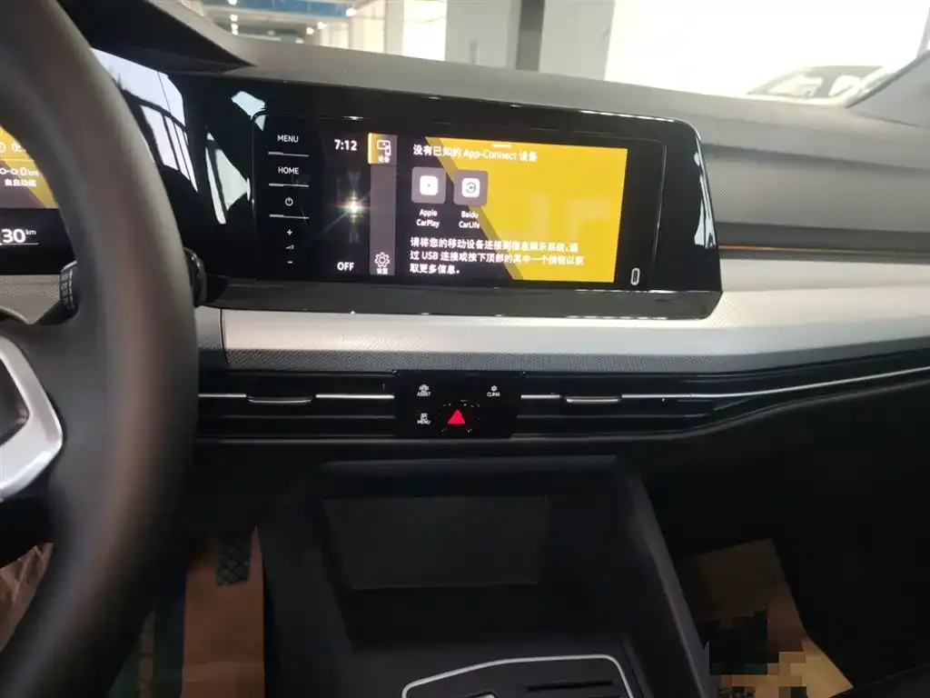 Volkswagen Golf 2021 из CN, фото 6