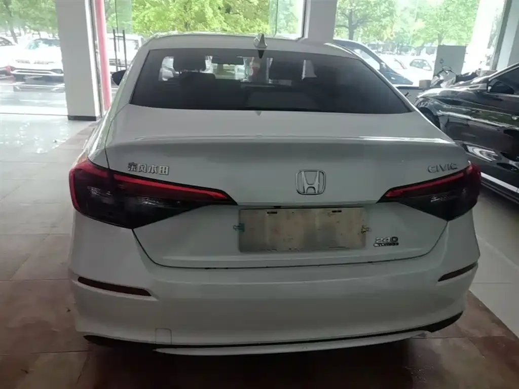 Honda Civic 2022 из CN, фото 2