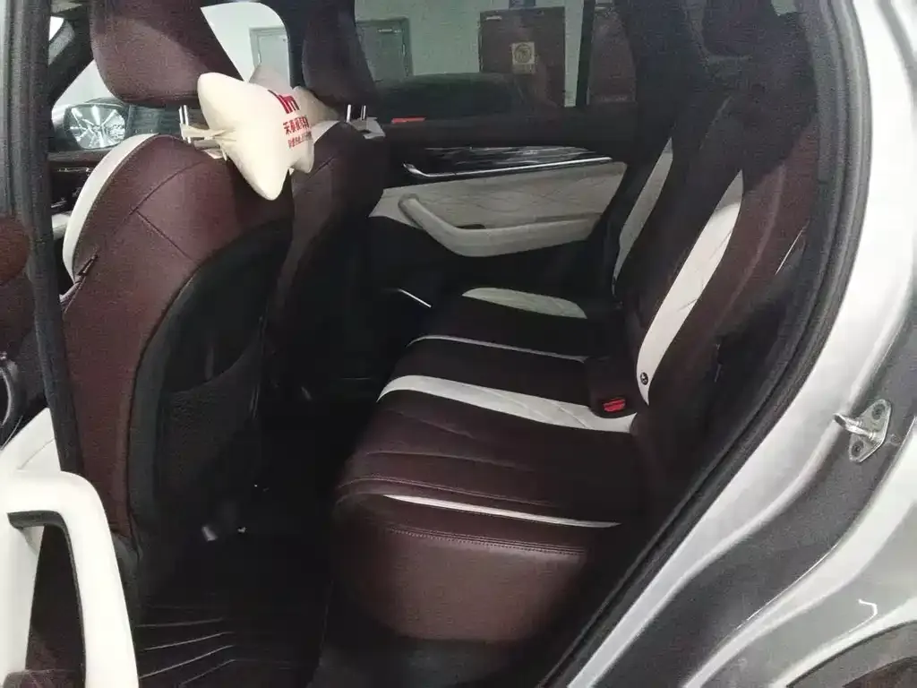 Geely Xingyue L 2022 из CN, фото 4