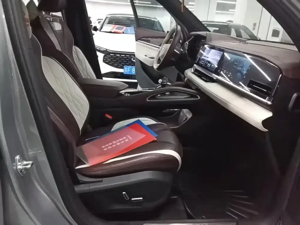 Geely Xingyue L 2022 из CN, фото 6