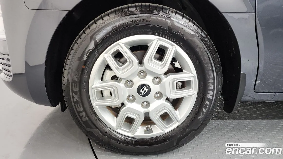 Hyundai Staria 2025 из KR, фото 4