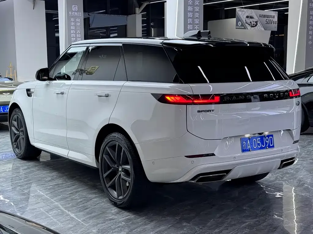 Land Rover Sport — фото 10