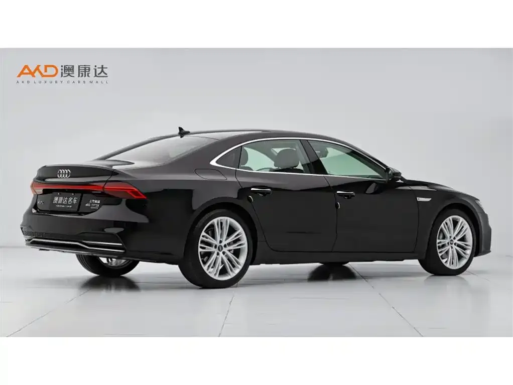 Audi A7L — фото 10