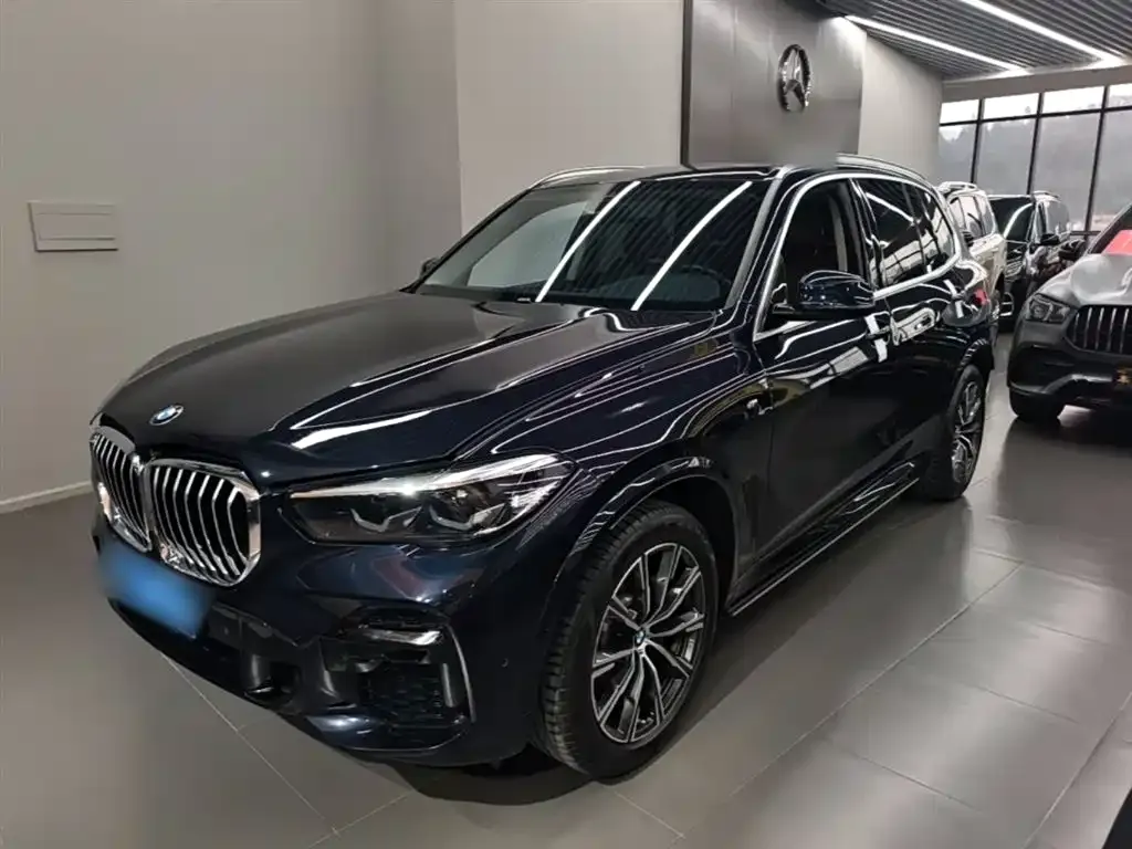 BMW X5 (Import) — фото 3