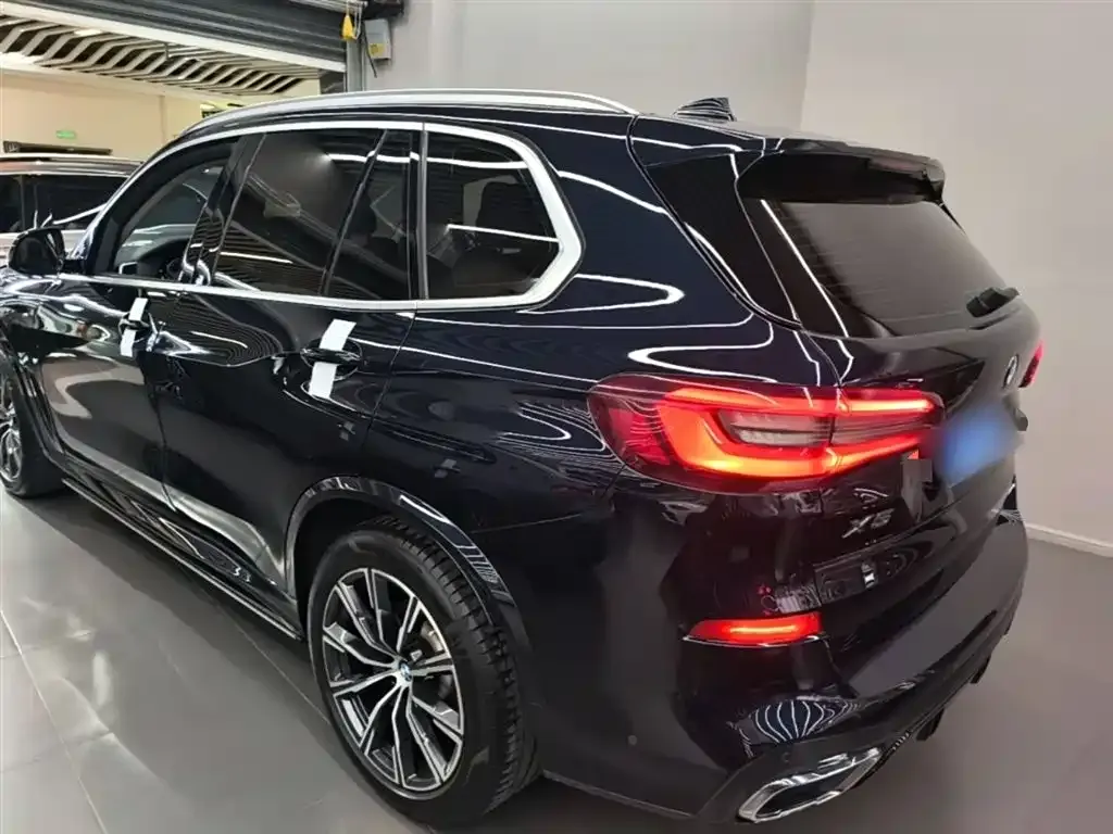 BMW X5 (Import) — фото 8