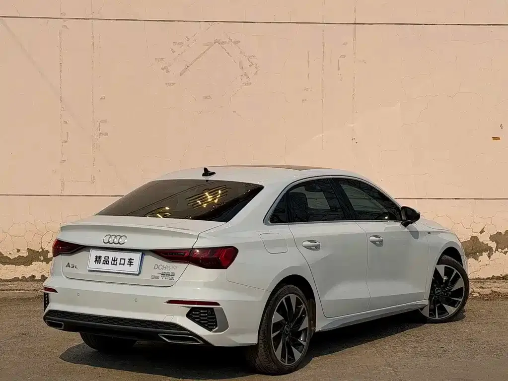 Audi A3 2022 из CN, фото 10
