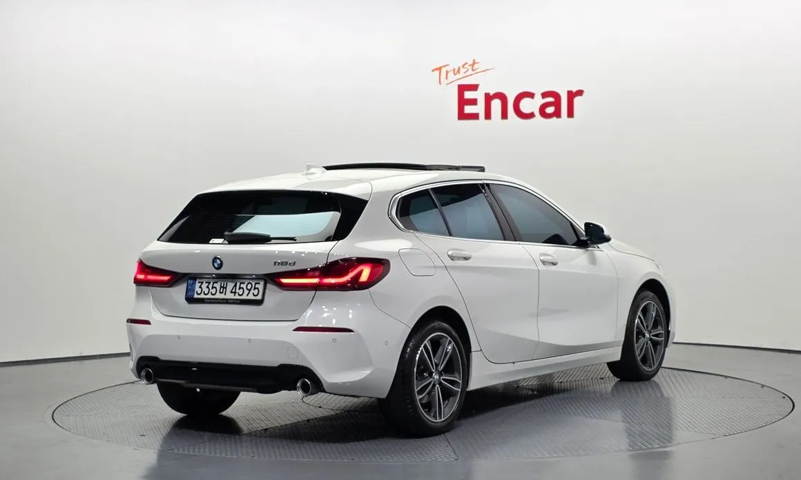 BMW 1-Series 2021 из KR, фото 4