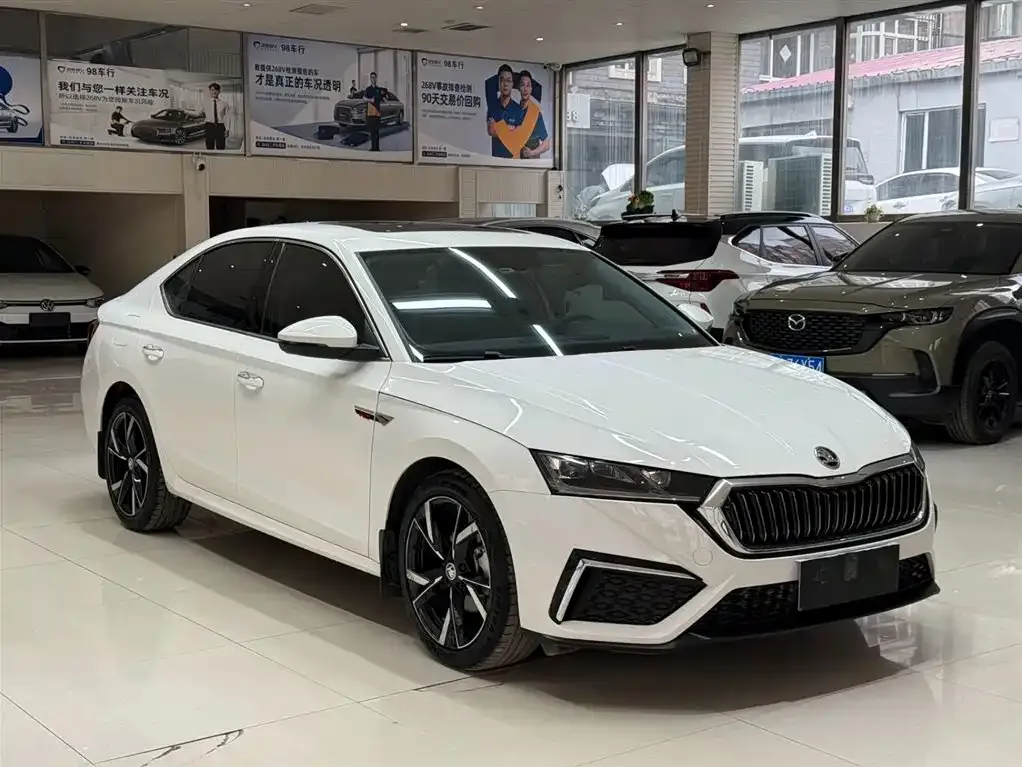 Skoda Octavia 2023 из CN, фото 7