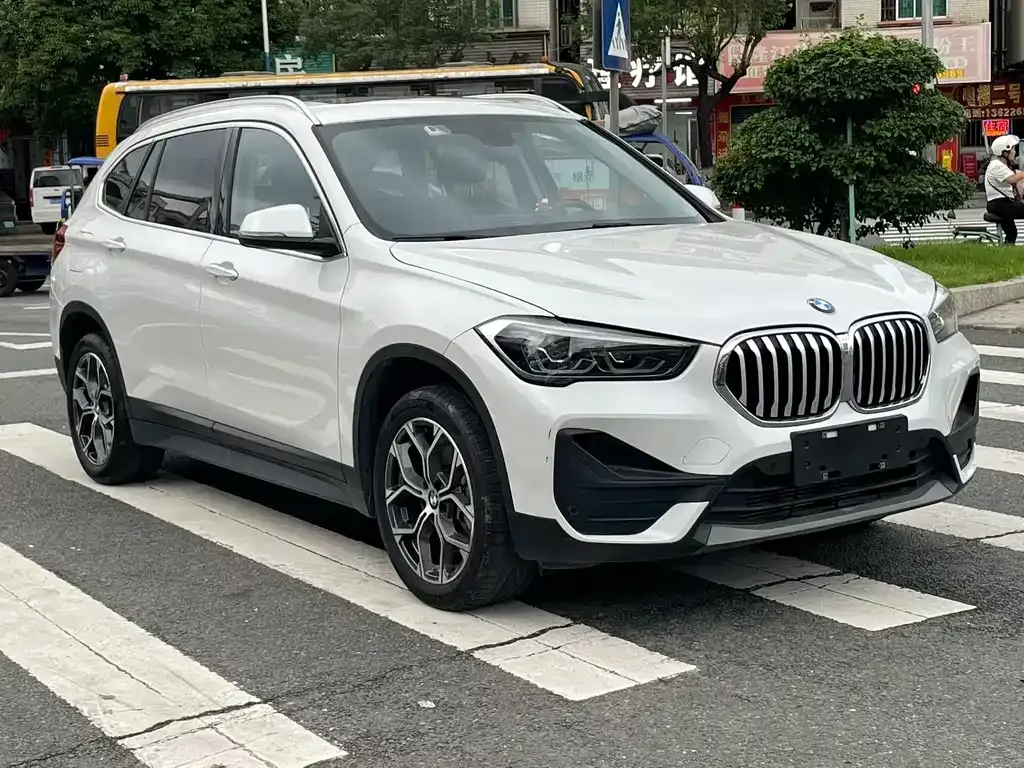 BMW X1 — фото 4