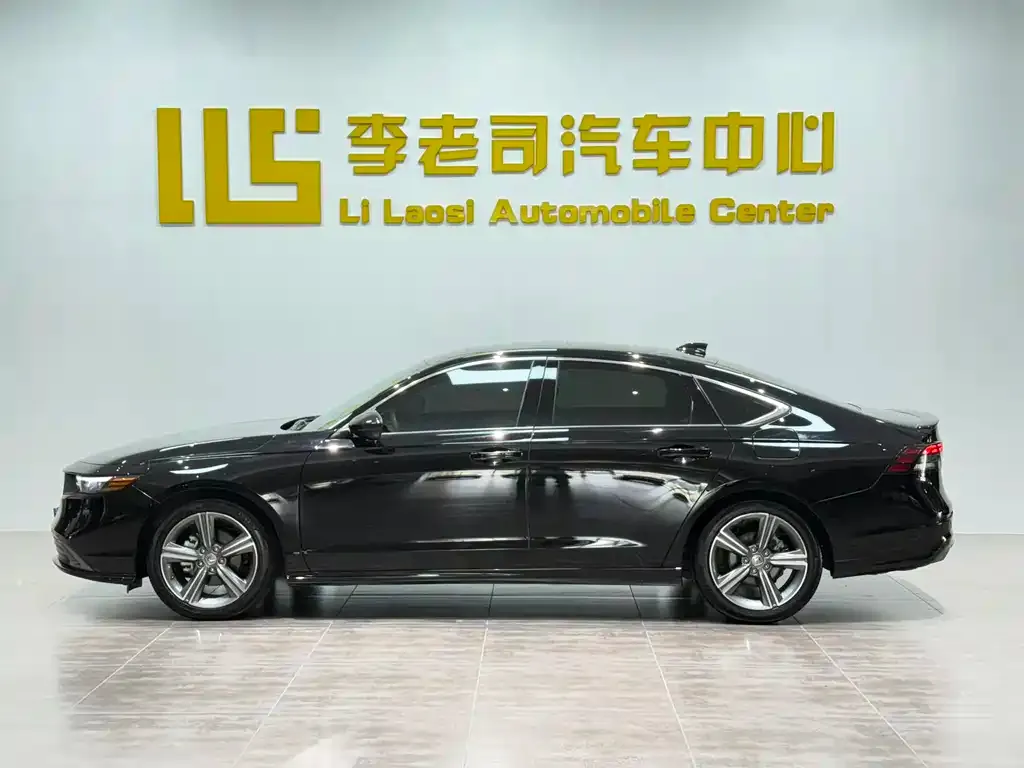 Honda Accord — фото 2