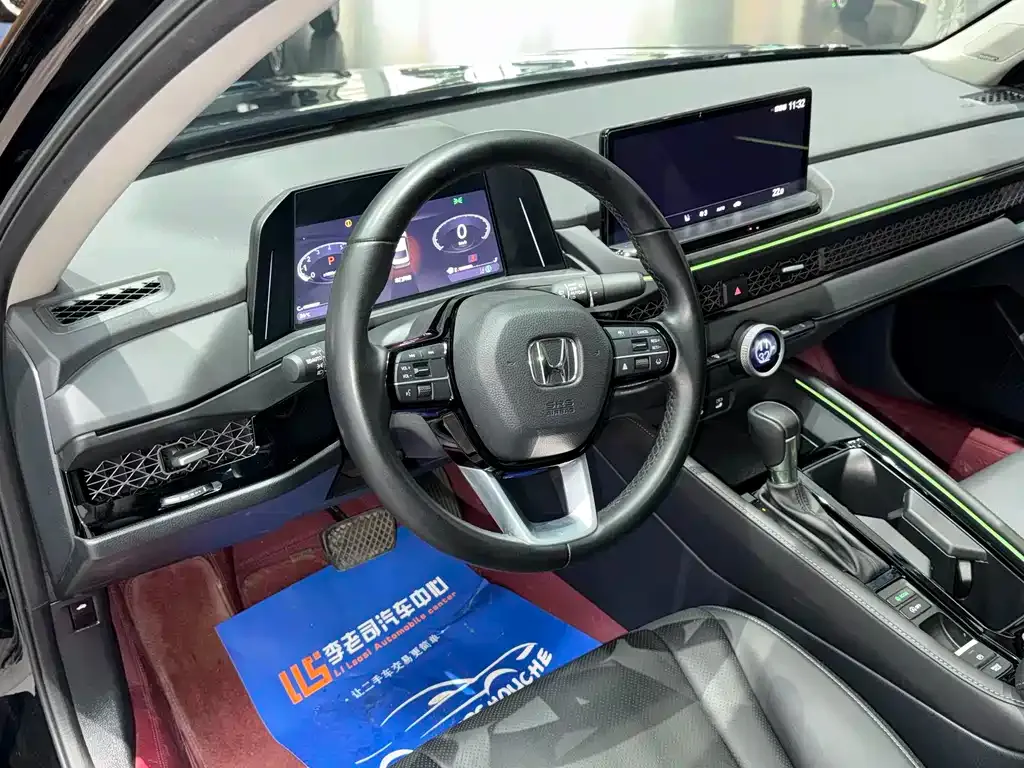 Honda Accord — фото 7