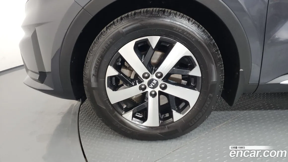 Kia Sorento — фото 4