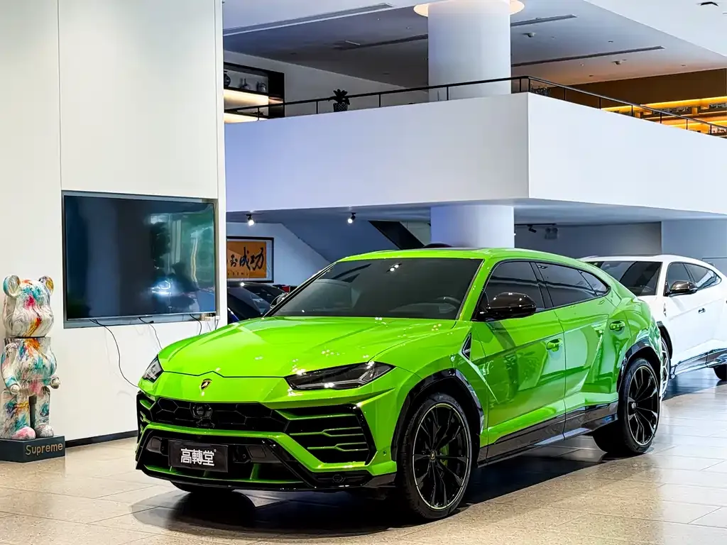 Lamborghini Urus 2023 из CN, фото 1