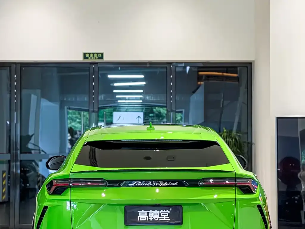 Lamborghini Urus 2023 из CN, фото 4