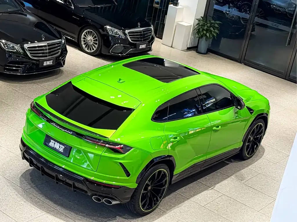 Lamborghini Urus 2023 из CN, фото 7