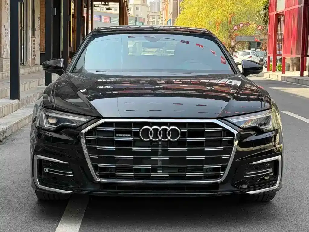 Audi A6L — фото 8