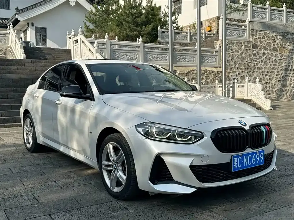 BMW 1 Series 2022 из CN, фото 2
